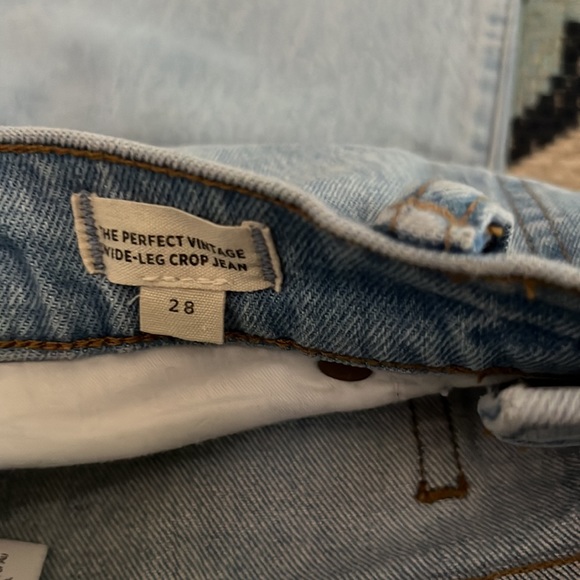 - Madewell The Perfect Vintage Wide-Leg Crop Jean in Edmunds Wash - Picture 9 of 9